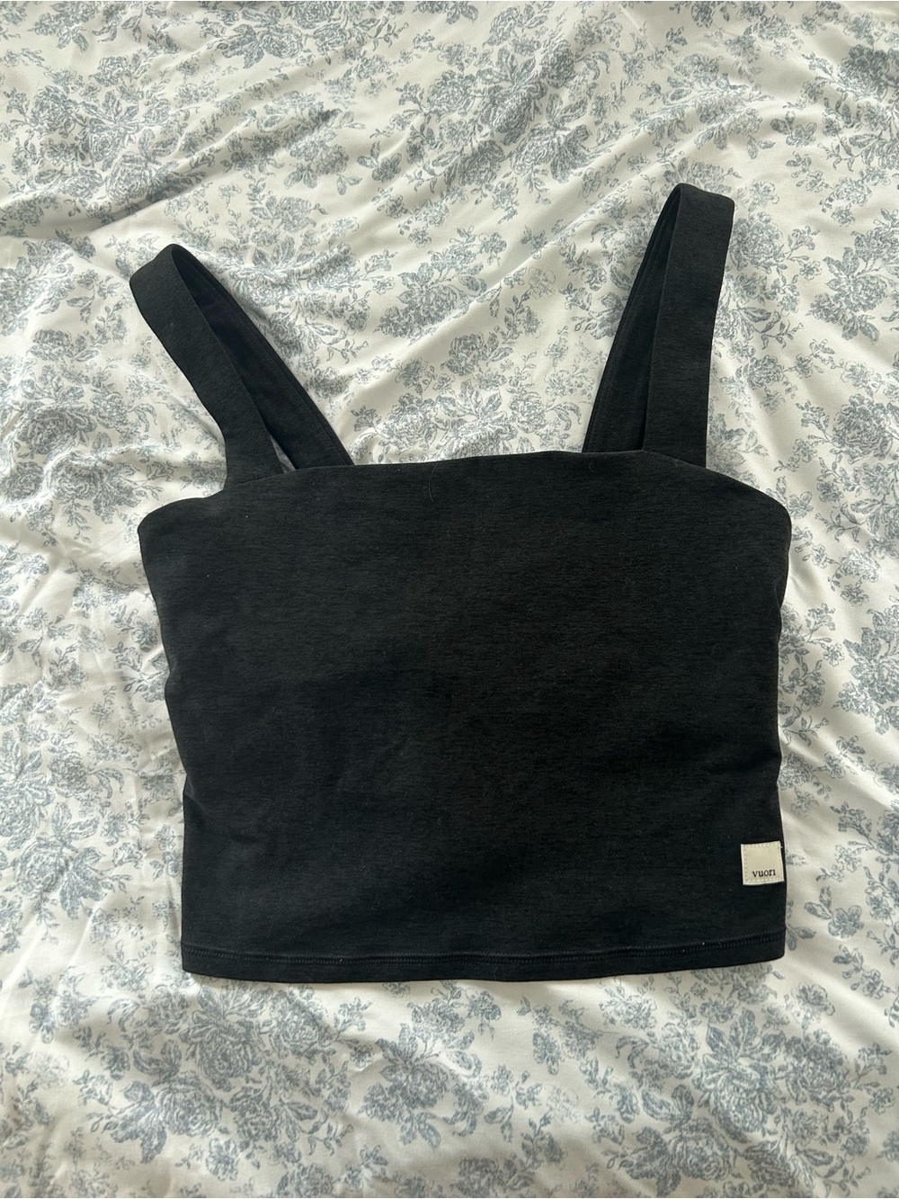 Vuori Elevation Tank - Black Cropped Square-Neck Tank Top